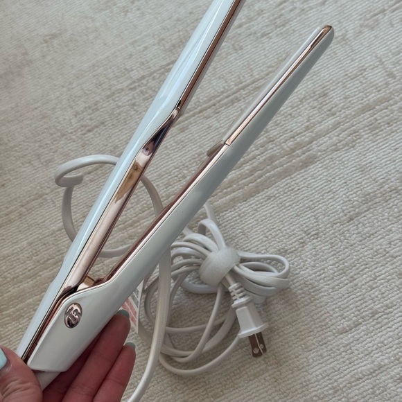 T3 SINGLEPASS X 1.5” new, no box hair straightener - Picture 4 of 7